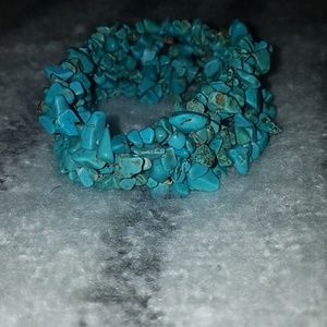 Stretchy Turquoise stone bracelet
